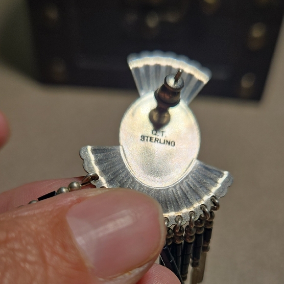 Elegant Silver and Black Earrings - Picture 4 of 4